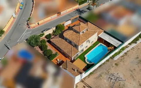 Torrevieja real estate, Villa for sale. El chaparral area, 6 bedrooms, 320 m², 6 bedrooms, 320 m² — €645000
