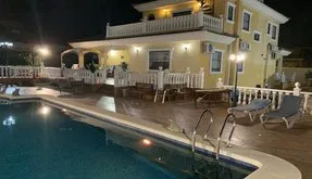 Torrevieja real estate, Villa for sale. Los Balcones - Los Altos del Eden area, 6 bedrooms, 340 m² - photo 2