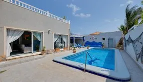 Orihuela Costa, Spain. Buy an Villa . La Regia area, 4 bedrooms, 180 m² - photo 2
