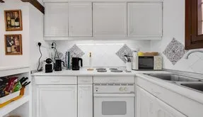 Apartment for sale in Torrevieja, Spain. Playa de los Locos area, 2 bedrooms, 72 m2 - photo 2