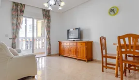 Venta de piso en Torrevieja, España. Zona de la Centro, 1 dormitorio, 48 m² - photo 3