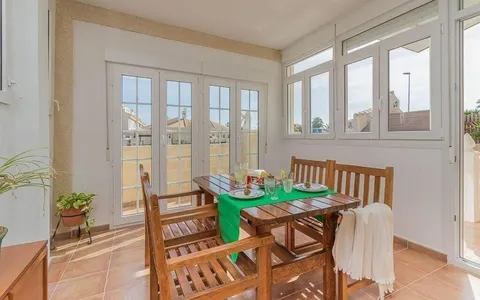 Bungalow in Orihuela Costa, Spain. La Zenia area, 3 bedrooms, 195 m², 3 bedrooms, 195 m² — €239000