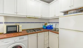 Apartment for sale in Torrevieja. Estacion de autobuses area, 2 bedrooms, 55 m² - photo 3