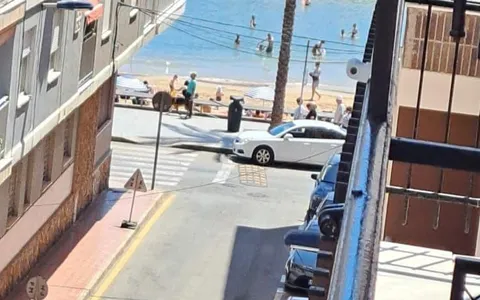 Buy apartment in Torrevieja. Playa del Cura area, 3 bedrooms, 103 m², 3 bedrooms, 103 m² — €229000