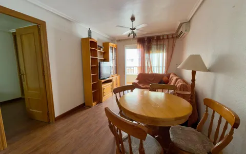 Buy apartment in Torrevieja. Parque de las Naciones area, 2 bedrooms, 65 m², 2 bedrooms, 65 m² — €130000