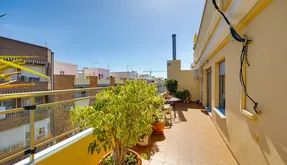 Torrevieja, Spain. Real Estate. Centro area, 2 bedrooms, 58 m2 - photo 4