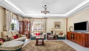 Eiendommer Spania, Villa. Pueblo Bravo area, 5 bedrooms, 240 m2 - photo 6