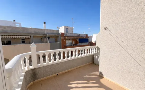 Torrevieja, Spania. Eiendommer. Playa del cura area, 2 bedrooms, 70 m2, 2 bedrooms, 70 m² — €165000