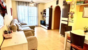 Apartment til salgs i Torrevieja, Spania. Playa del Cura area, 2 bedrooms, 59 m2 - photo 3