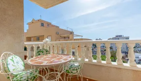 Buy real estate in Torrevieja, Spain. Nueva Torrevieja area, 2 bedrooms, 57 m2 - photo 4