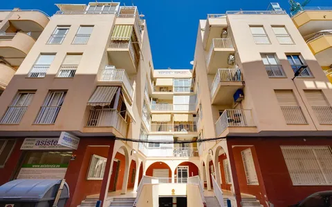 Apartment til salgs i Torrevieja, Spania. Estacion de autobuses area, 1 bedroom, 50 m2
