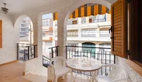 Kjøp Bungalow i Spania, Torrevieja. Playa de los Locos area, 3 bedrooms, 90 m2 - photo 3