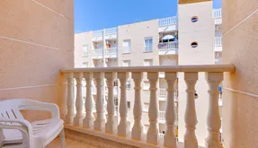 Apartment à Torrevieja, Espagne. Estacion de autobuses area, 2 bedrooms, 54 m2 - photo 2