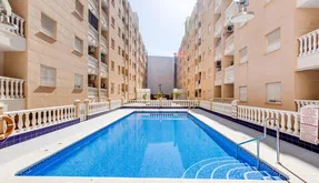 Apartment à Torrevieja, Espagne. Estacion de autobuses area, 2 bedrooms, 54 m2 - photo 3