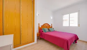 Apartment à Torrevieja, Espagne. Estacion de autobuses area, 2 bedrooms, 54 m2 - photo 4