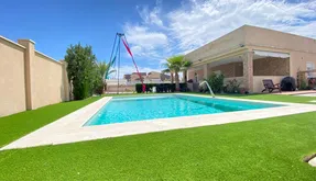 Town house til salgs i Torrevieja, Spania. Torreta florida area, 3 bedrooms, 130 m2 - photo 2