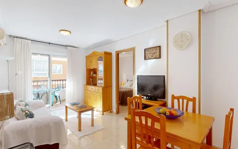Torrevieja, Spain. Buy an Apartment . Centro area, 2 bedrooms, 77 m2