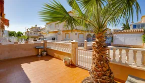Orihuela Costa, eiendommer. Playa Flamenca area, 2 bedrooms, 84 m2 - photo 2