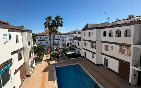 Apartment til salgs i Torrevieja, Spania. Punta Prima area, 2 bedrooms, 64 m2, 2 bedrooms, 64 m² — €179000