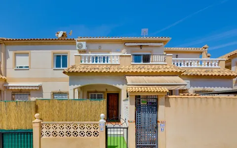 Torrevieja, Spania. Kjøp Bungalow. Aguas Nuevas area, 2 bedrooms, 50 m2, 2 bedrooms, 50 m² — €131500