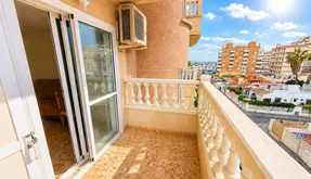 Eiendommer Torrevieja, Apartment til salgs. Nueva Torrevieja area, 2 bedrooms, 53 m2 - photo 2