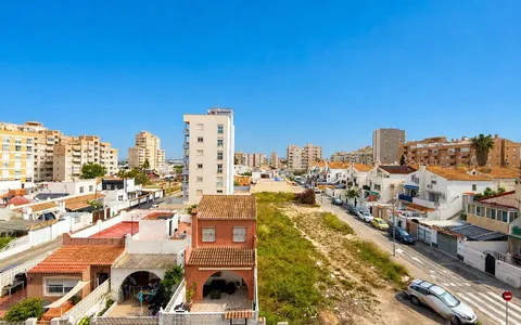 Eiendommer Torrevieja, Apartment til salgs. Nueva Torrevieja area, 2 bedrooms, 53 m2, 2 bedrooms, 53 m² — €129900