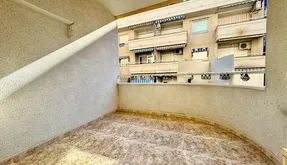 Torrevieja, Espagne. Acheter un Apartment. Playa del Cura area, 2 bedrooms, 76 m2 - photo 2