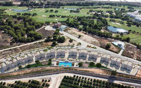 Buy an Bungalow Spain. Lo Romero Golf area, 3 bedrooms, 75 m2, 3 bedrooms, 75 m² — €284900