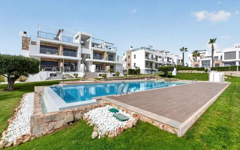 Buy property in Torrevieja, Spain. Los Balcones - Los Altos del Edén area, 2 bedrooms, 75 m2, 2 bedrooms, 75 m² — €323000