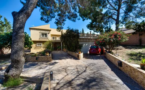 Espanja kiinteistöt. Los Balcones - Los Altos del Edén area, 7 bedrooms, 434 m2, 7 bedrooms, 434 m² — €1300000