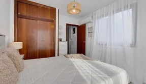Torrevieja, España. Bienes raíces. Zona de la Calas blanca, 2 dormitorios, 73 m2 - photo 4