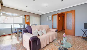 Torrevieja, real estate. Centro area, 4 bedrooms, 116 m2 - photo 3