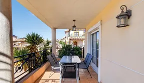 Orihuela Costa, España. Comprar un Villa. Zona de la  La Zenia, 7 dormitorios, 329 m2 - photo 4