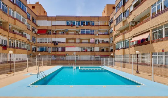 Torrevieja real estate, Apartment for sale. Centro area, 1 bedroom, 61 m2 - photo 1