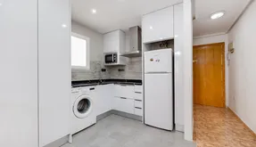 Bienes raíces Torrevieja, Piso en venta. Zona de la Playa del cura, 2 dormitorios, 59 m2 - photo 3
