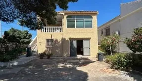 Buy an Town house in Spain, Torrevieja. Los balcones area, 3 bedrooms, 500 m2 - photo 6