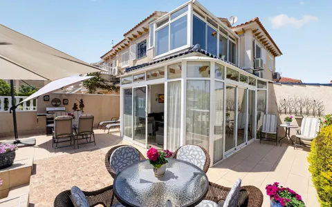 Town house in Orihuela Costa, Spain. Zeniamar-Horizonte-La Campana area, 3 bedrooms, 80 m2, 3 bedrooms, 80 m² — €309000