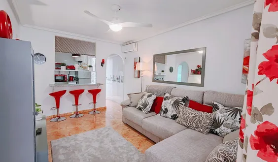 Real estate in Spain, Torrevieja. El limonar area, 2 bedrooms, 54 m2 - photo 1