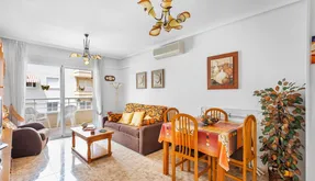 Real estate Torrevieja, Apartment for sale. Estacion de autobuses area, 2 bedrooms, 71 m2 - photo 3