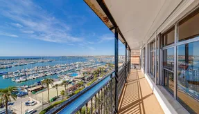 Torrevieja, Spain. Real Estate. torrevieja area, 7 bedrooms, 246 m2 - photo 2