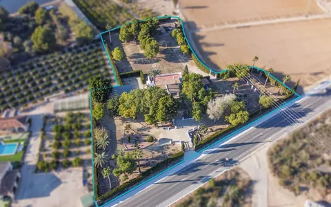 Buy a home in Spain. Orihuela area, 4 bedrooms, 277 m2, 4 bedrooms, 277 m² — €410000