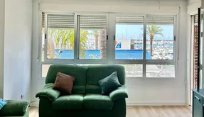Buy an Apartment in Spain, Torrevieja. Paseo maritimo area, 4 bedrooms, 164 m2 - photo 4