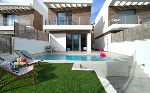 Property in Orihuela Costa. PAU 8 area, 3 bedrooms, 185 m2, 3 bedrooms, 185 m² — €669900