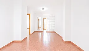 Real estate in Spain, Torrevieja. Estacion de autobuses area, 3 bedrooms, 70 m2 - photo 2