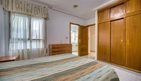 Buy an Apartment in Spain. Zona Centro area, 3 bedrooms, 103 m2 - photo 4