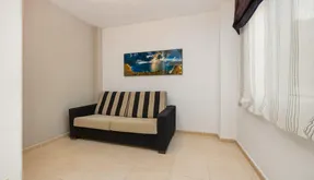 Real estate in Spain, Torrevieja. Playa del Cura area, 2 bedrooms, 81 m2 - photo 2