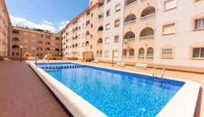 Se vende apartamento de 61 m² con un dormitorio en la 3ª planta de un edificio con ascensor. - photo 2