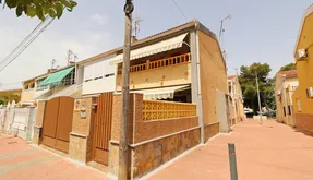 Torrevieja real estate, Town house for sale. Playa de los Naufragos area, 3 bedrooms, 85 m2 - photo 2
