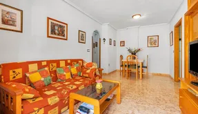 Torrevieja kiinteistöt, Apartment myytävänä. Playa del Cura area, 2 bedrooms, 64 m2 - photo 2