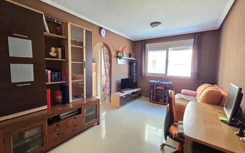 Buy an Apartment in Spain, Torrevieja. Paseo maritimo area, 1 bedroom, 56 m2, 1 bedrooms, 56 m² — €119000